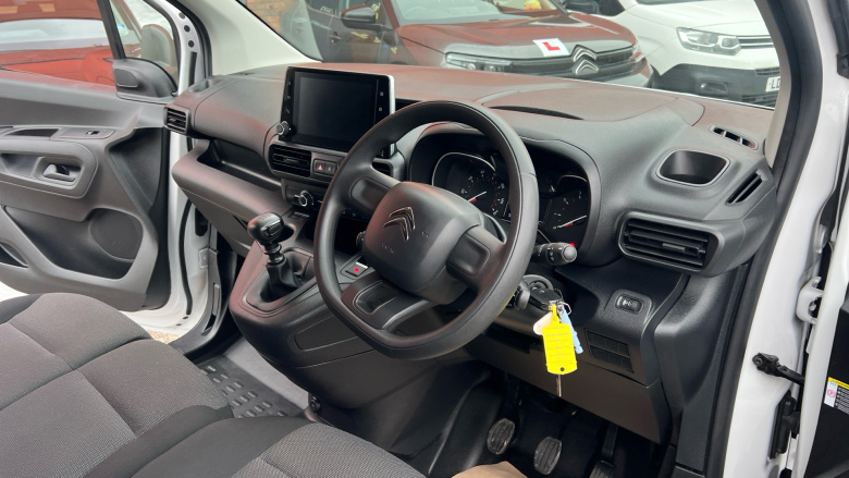 Citroen Berlingo Xl Diesel 1.5 BlueHDi 950Kg Enterprise Ed 100ps 6 Speed S/S